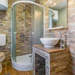 4 Bedroom Gorgeous In