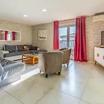 4 Bedroom Gorgeous In * Medulin