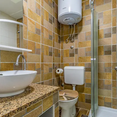4 Bedroom Gorgeous In *